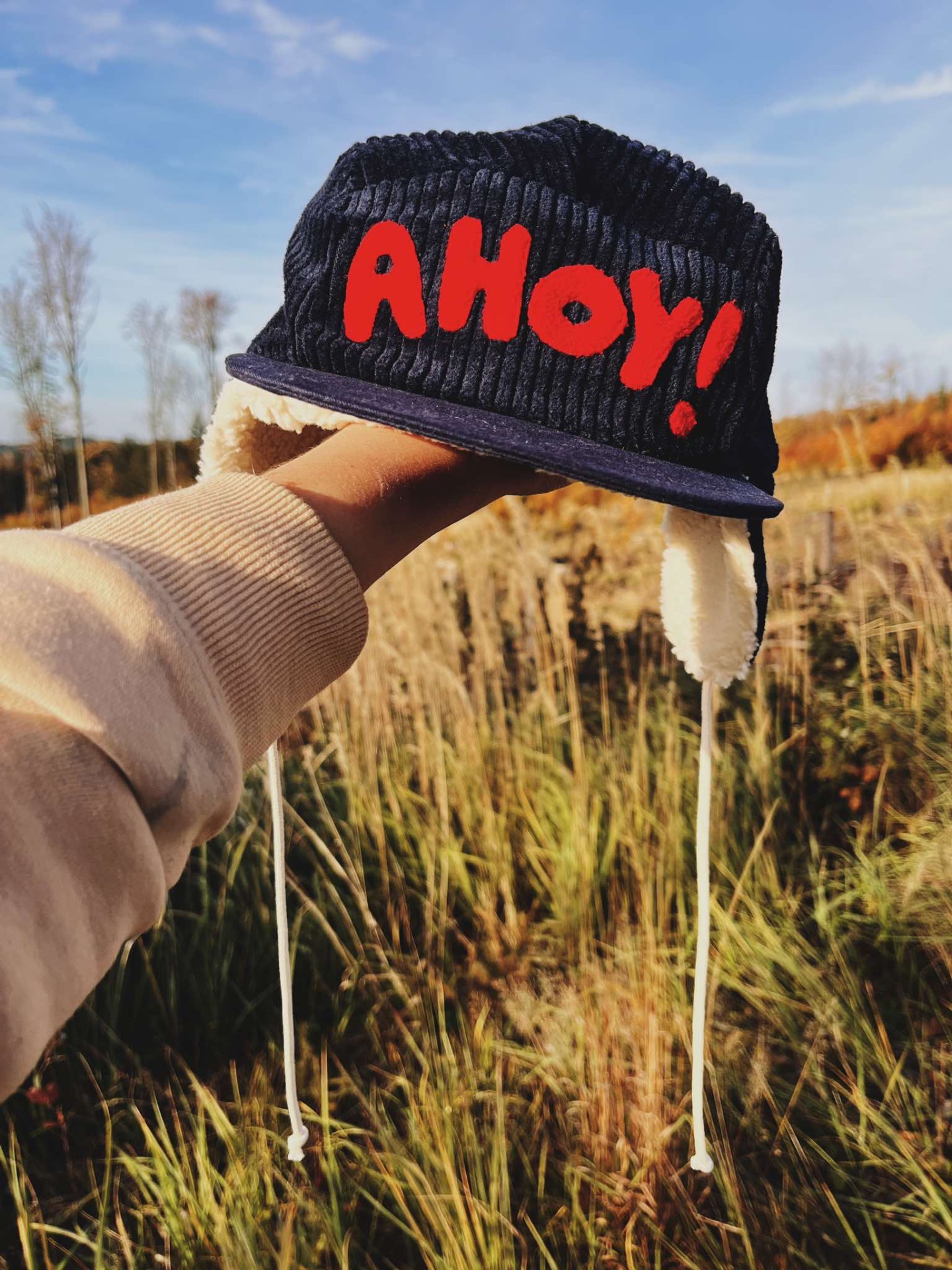 Originální dárek pro muže - čepice na míru, pánská zimní čepice s kšiltem.